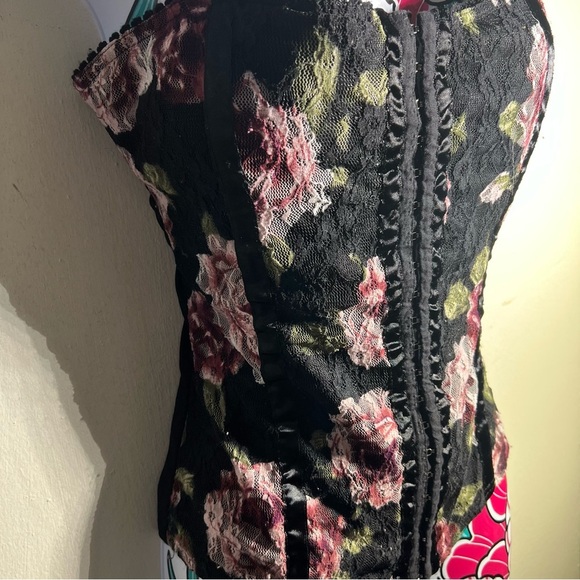 Forever 21 Black Lace Floral Corset Tank Top - Picture 3 of 6